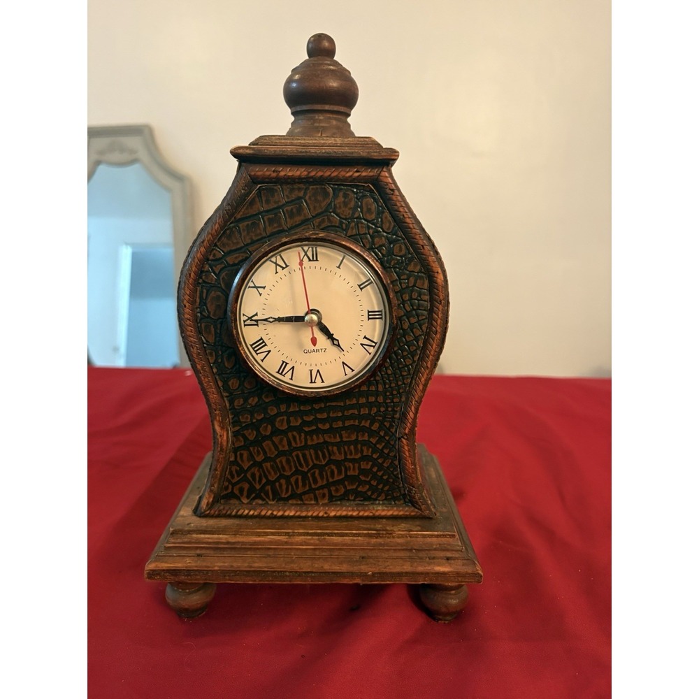 VTG Hand Carved Wood Crocodile Texture Desk Mantel Clock Tested Working 11.5"